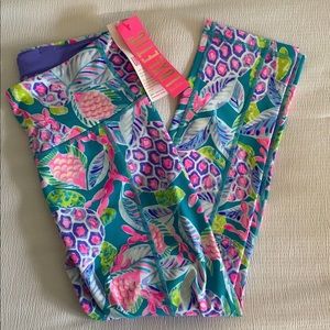 Weekender high rise crop lily Pulitzer leggings Maldives gre